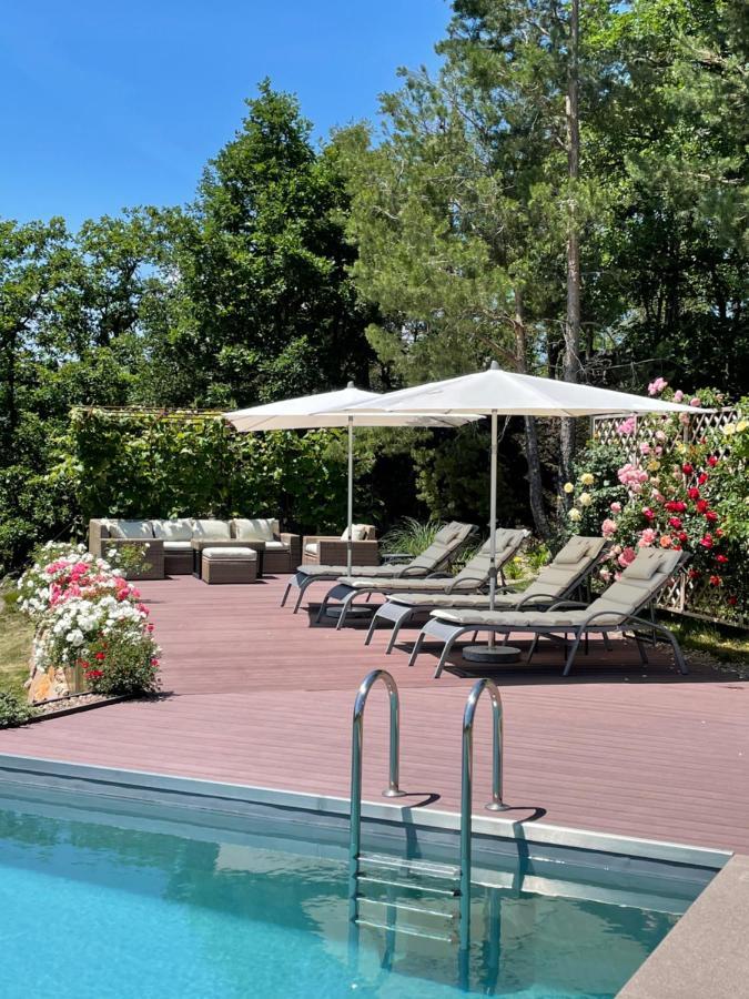 Collina Aparthotel 4*